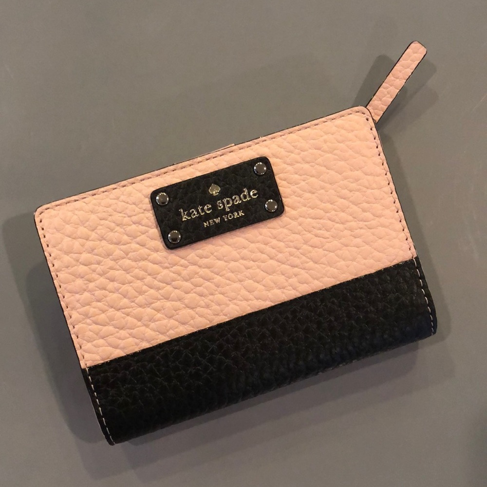 Kate Spade Bay Street Tellie Wallet/New